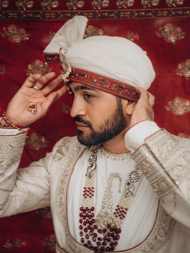 what should groom do wedding planning